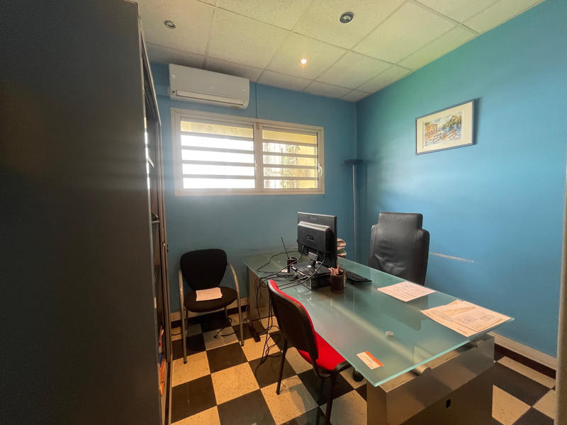 Local commercial - 124 m²