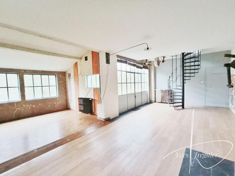 Maison - 406 m² - 7 pièces