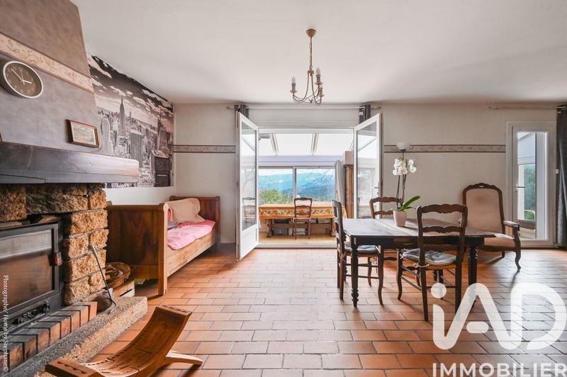 Maison - 140 m² - 5 pièces