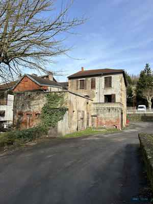 Maison ancienne - 210 m² - 7 pièces