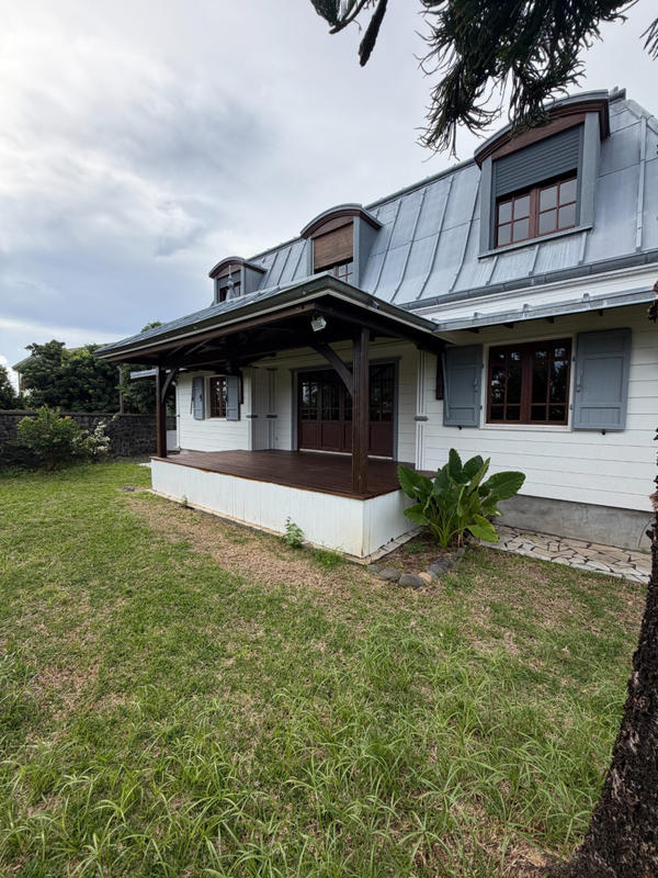 Maison - 200 m² - 6 pièces