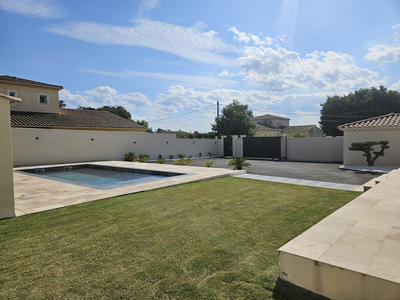 Villa - 240 m² - 8 pièces