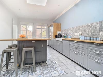 Maison bourgeoise - 162 m² - 7 pièces