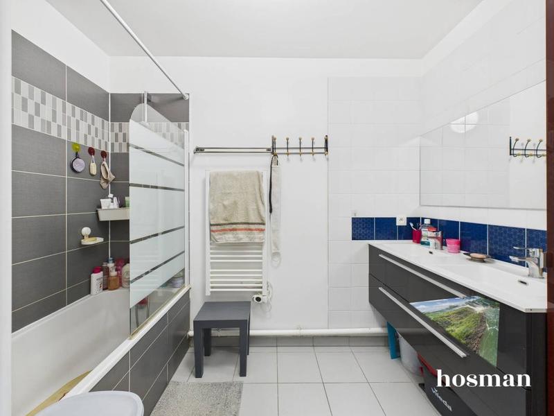 Appartement - 83 m² - 4 pièces