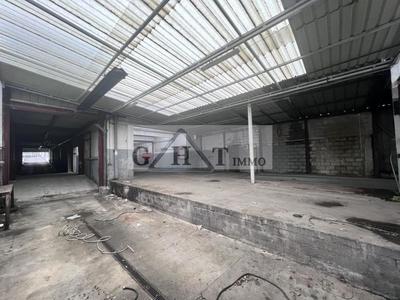 Entrepôt - 492 m²