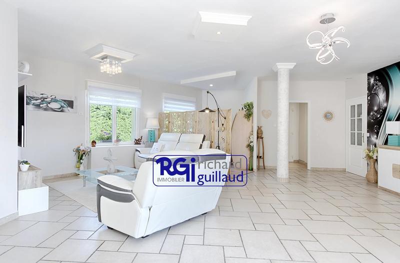 Villa - 190 m² - 5 pièces