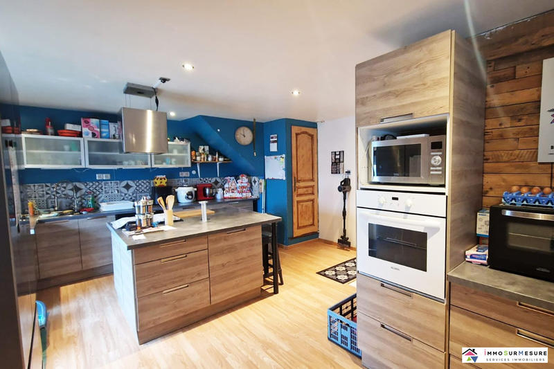 Maison - 108 m² - 6 pièces