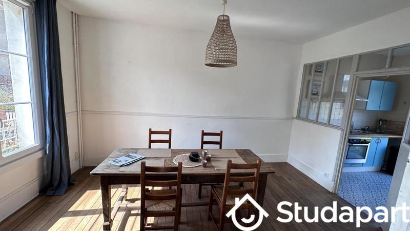 Chambre - 16 m² - 1 pièce