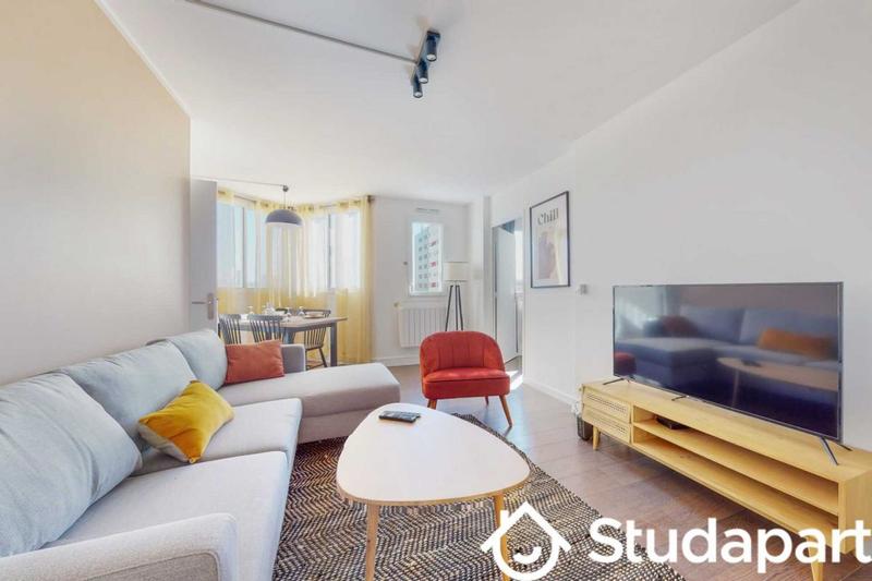 Chambre - 9 m² - 1 pièce