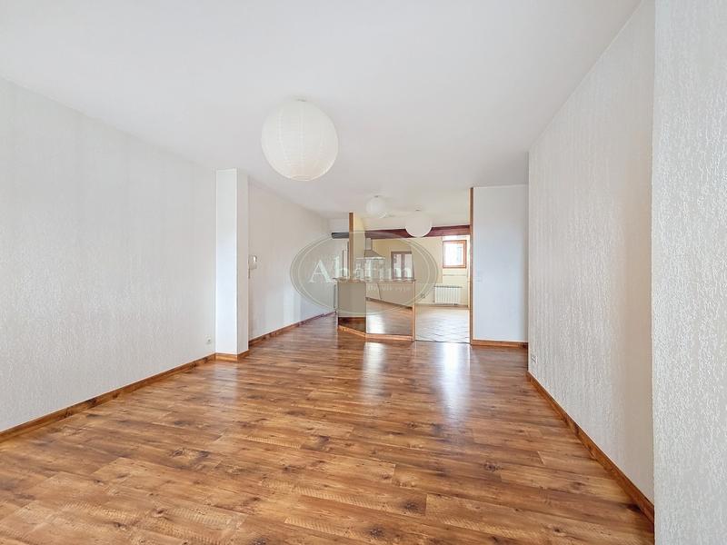 Appartement - 112 m² - 4 pièces