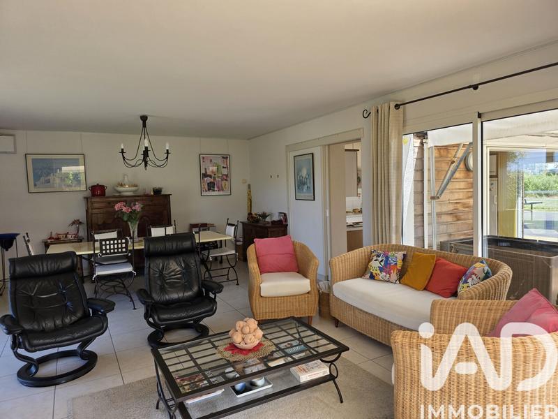 Maison de village - 310 m² - 12 pièces