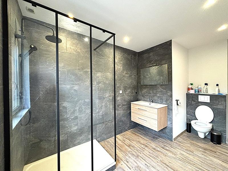 Villa - 170 m² - 8 pièces