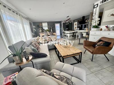 Villa - 137 m² - 5 pièces