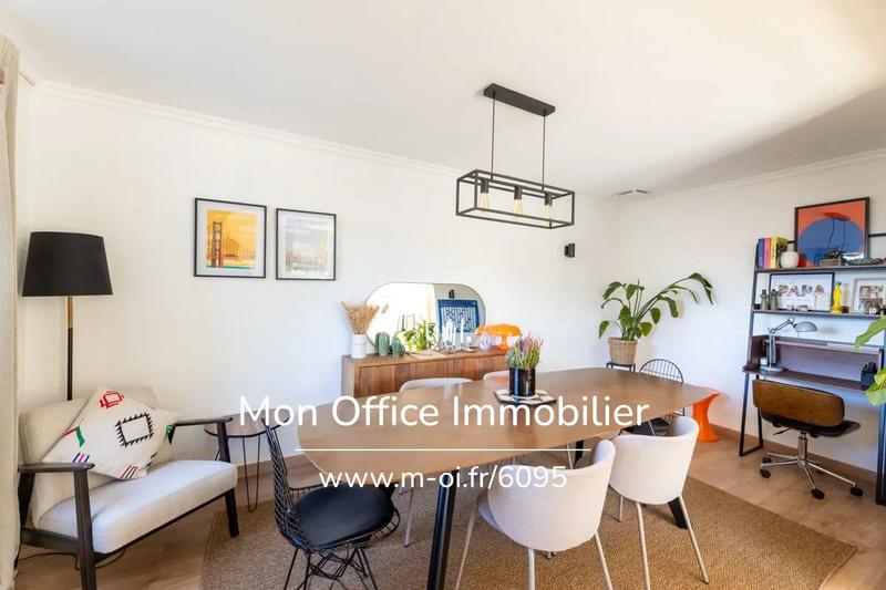 Villa - 160 m² - 5 pièces