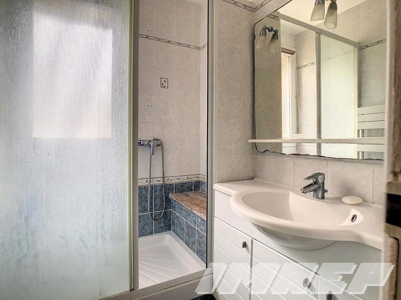 Appartement - 77 m² - 5 pièces