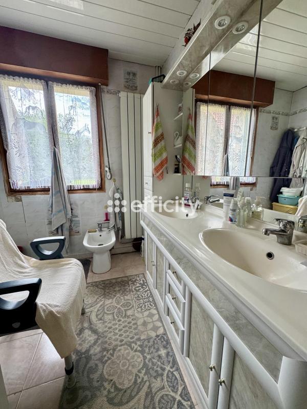 Maison - 138 m² - 4 pièces