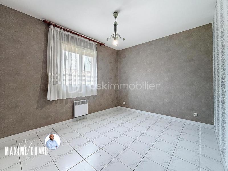 Maison - 94 m² - 4 pièces