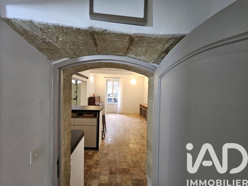 Maison - 250 m² - 8 pièces