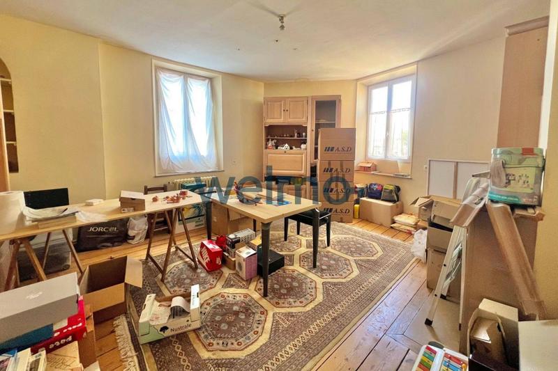 Maison de ville - 263 m² - 9 pièces