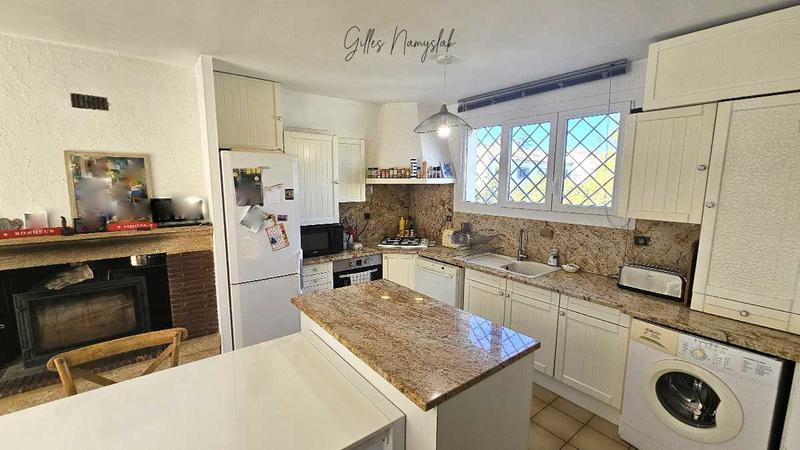 Villa - 131 m² - 6 pièces