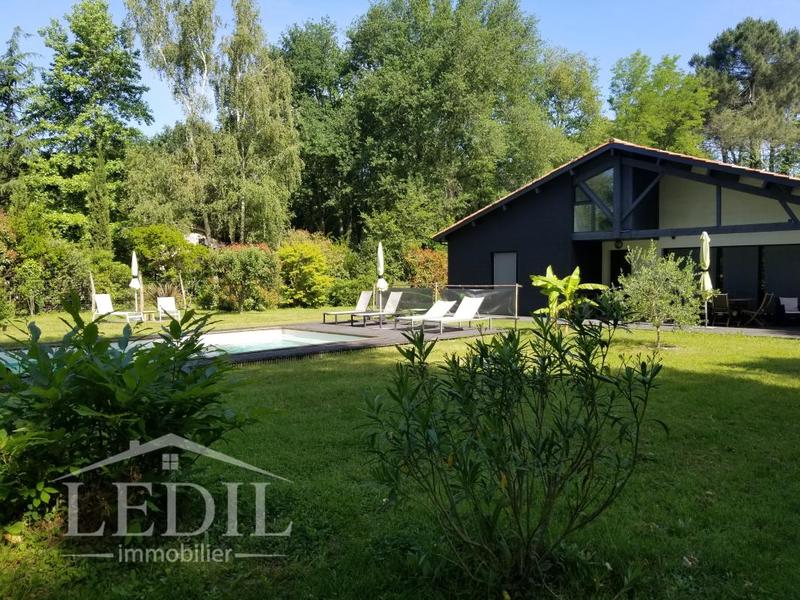 Gîte - 211 m² - 5 pièces