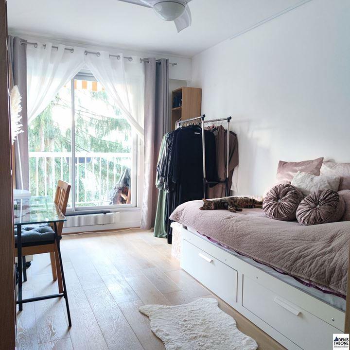 Appartement - 100 m² - 5 pièces