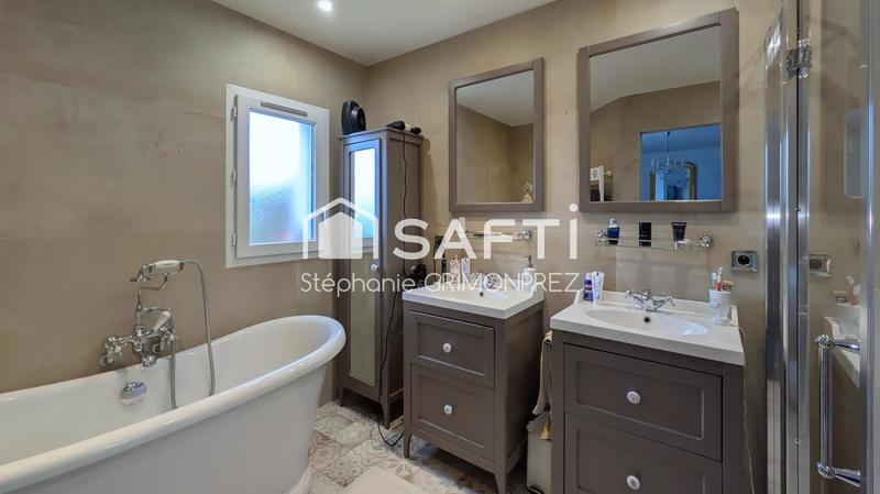 Maison - 175 m² - 8 pièces