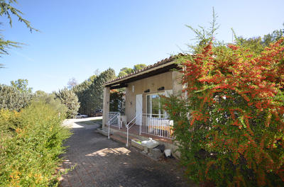 Villa - 100 m² - 3 pièces