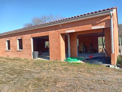 Maison - 92 m² - 1 pièce