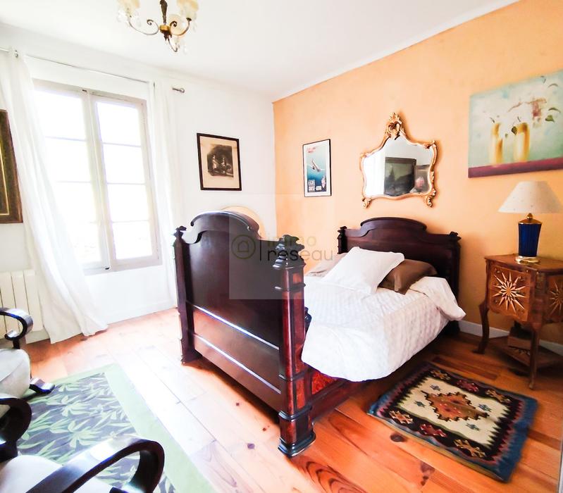 Maison de maîtres - 395 m² - 14 pièces