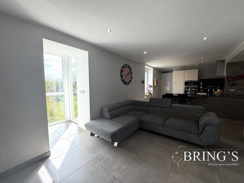 Maison - 111 m² - 5 pièces