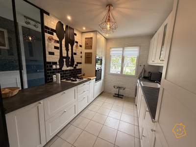 Maison - 82 m² - 4 pièces