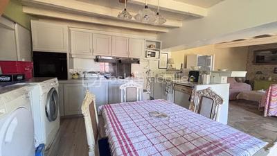 Maison en pierre - 107 m² - 4 pièces