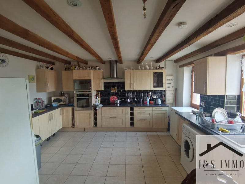 Maison de campagne - 238 m² - 8 pièces