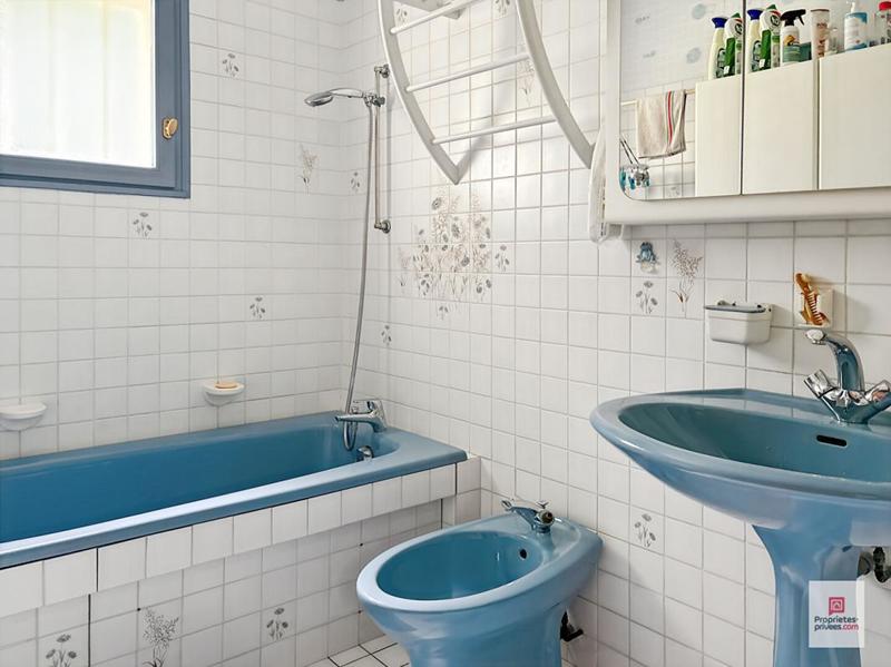 Maison - 203 m² - 8 pièces