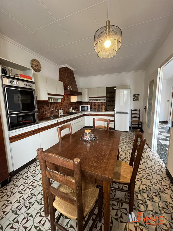 Appartement - 95 m² - 3 pièces