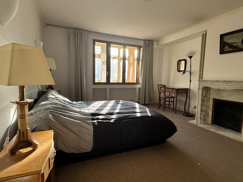 Maison - 166 m² - 6 pièces