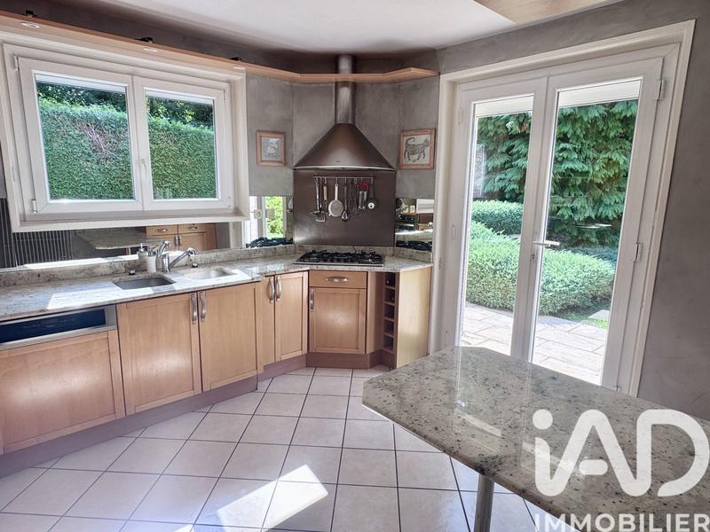 Maison de maîtres - 183 m² - 7 pièces