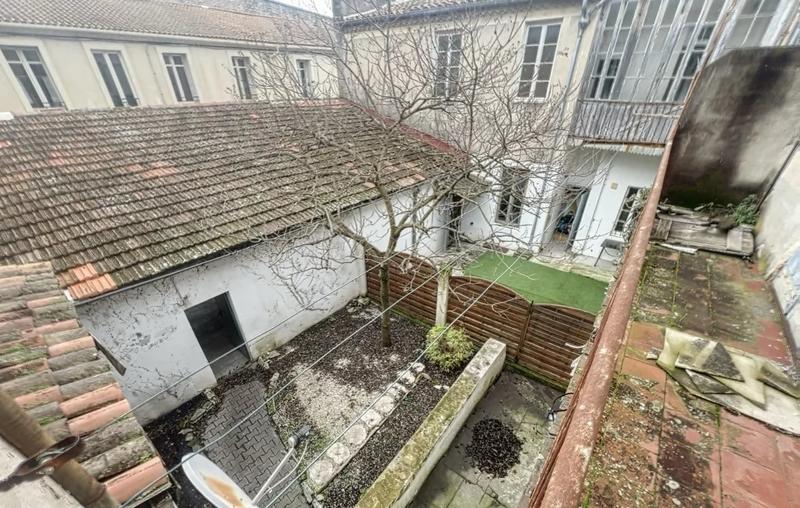 Immeuble - 365 m² - 15 pièces