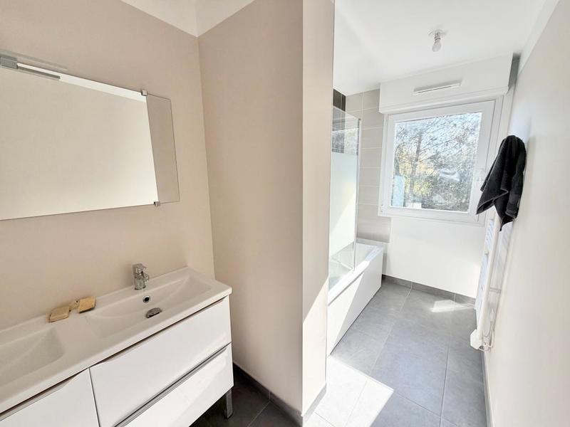 Maison - 136 m² - 5 pièces