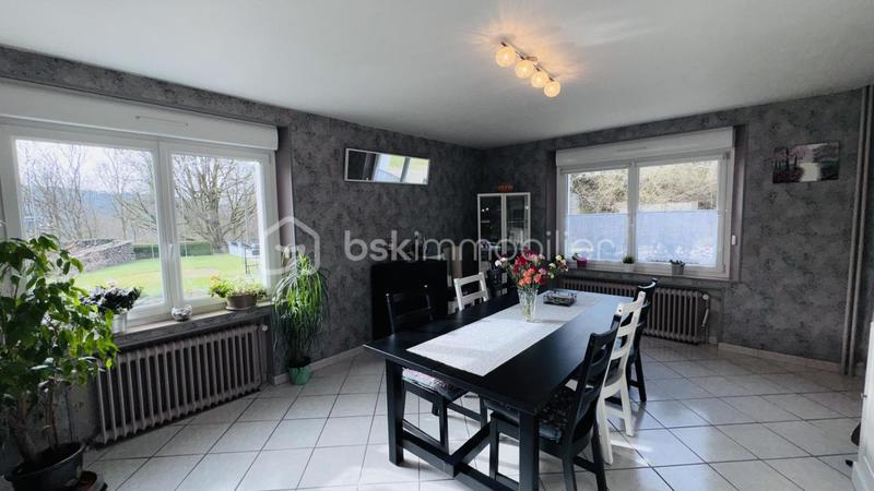 Demeure - 180 m² - 7 pièces