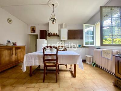 Maison - 80 m² - 3 pièces