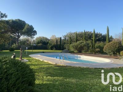 Maison - 220 m² - 7 pièces