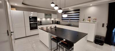 Maison - 158 m² - 5 pièces