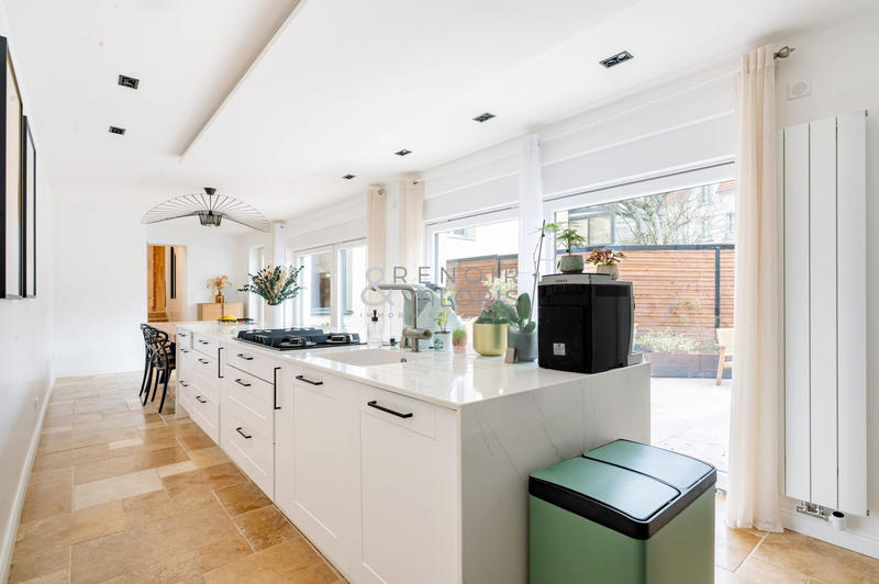 Maison - 157 m² - 5 pièces