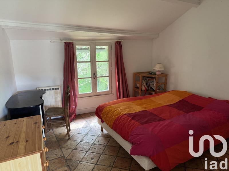 Maison - 222 m² - 8 pièces