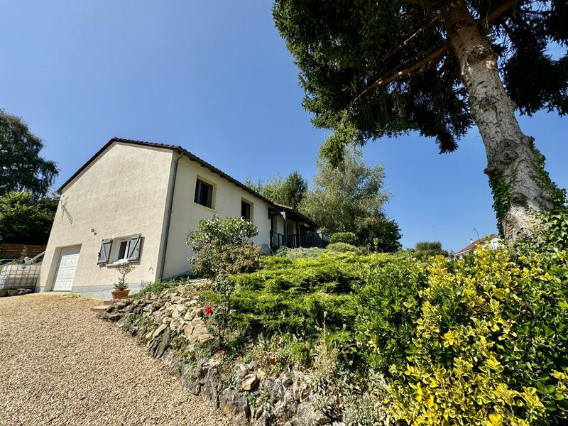 Maison - 107 m² - 5 pièces