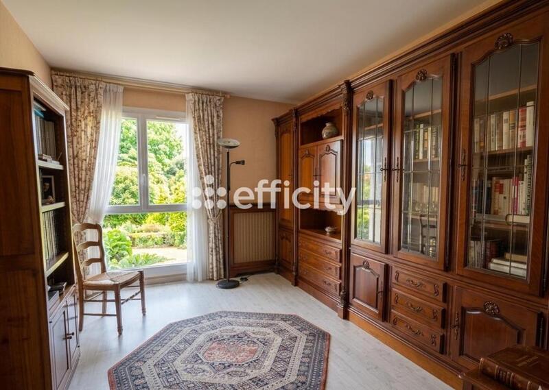 Appartement - 104 m² - 5 pièces