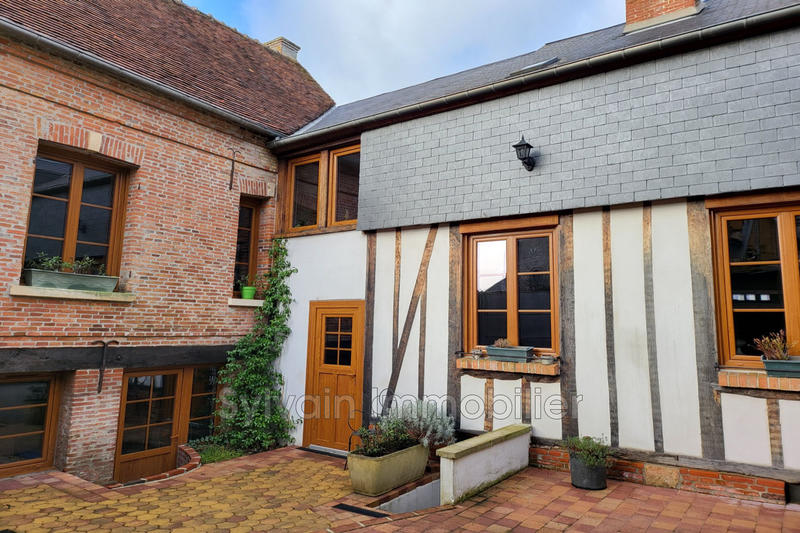 Maison - 170 m² - 8 pièces