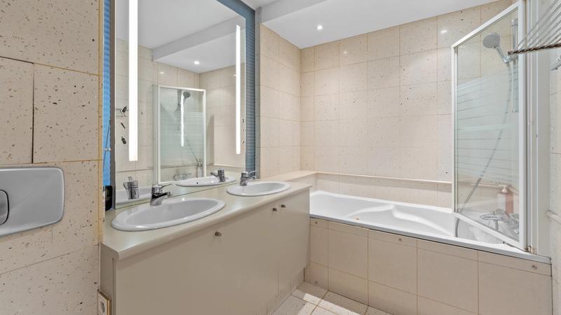 Appartement - 118 m² - 5 pièces